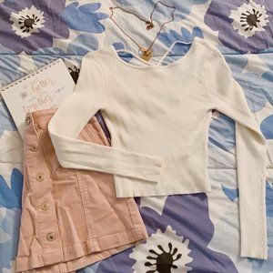 Forever21 WHITE LONG-SLEEVE KNIT CROP TOP
